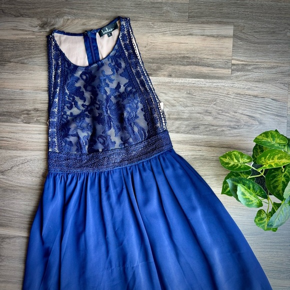 Lulus Forever and Always Navy Blue Lace Bodice Georgette Maxi Dress Size S - Picture 3 of 16
